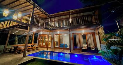 Newly built house in a good location