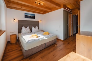 Appartement | 3 slaapkamers, individueel gemeubileerd, beddengoed