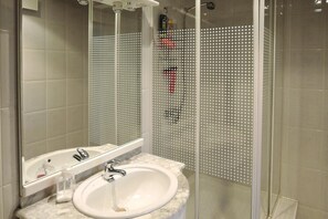 House | Bathroom