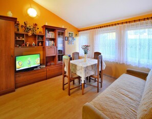 House | Living room - Holiday Home in Rosnowo by Lake Rosnowskie (gmina Manowo)