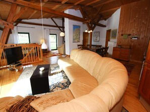 House | Living room