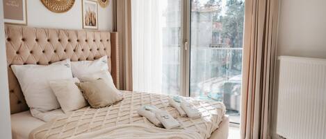 Huoneisto | 1 makuuhuone, yksilöllisesti kalustettu, silitysrauta/-lauta