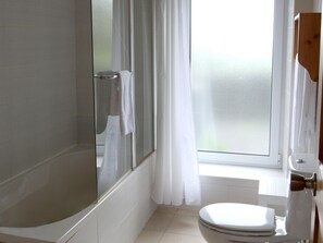 Apartment | Badezimmer