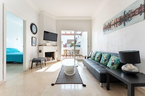 Apartment | Living room - Faro's Fairways Apartment - Caribplaya (Marbella)