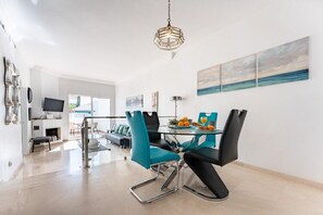 Apartment | Dining - Faro's Fairways Apartment - Caribplaya (Marbella)