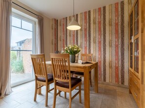 House | Dining