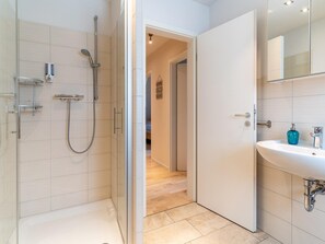 House | Bathroom
