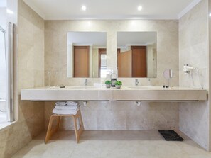 Casa | Baño | Regadera