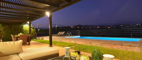 Rumah | Pemandangan dari properti