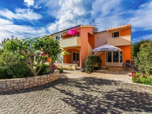 Apartment | Exterior