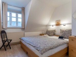 2 bedrooms, individually furnished - Apartment mit Kamin in Einer Eigentumswohnung (St. Peter-Ording)