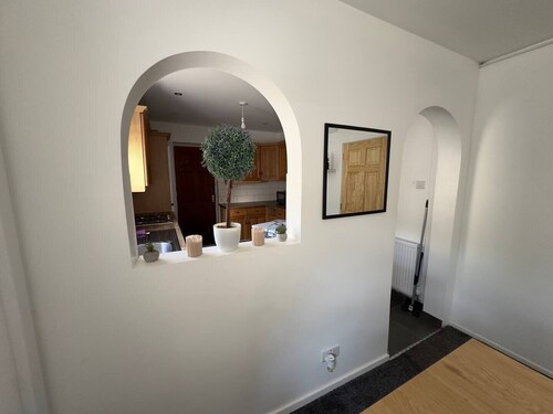 Charming Haven House Right Next To Moss Bank Park