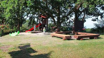 Bungalow | Property amenity