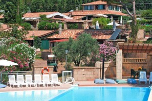 Lejlighed | Pool | Udendørs pool