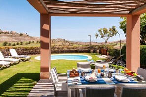 House | Pool | Indoor pool, outdoor pool