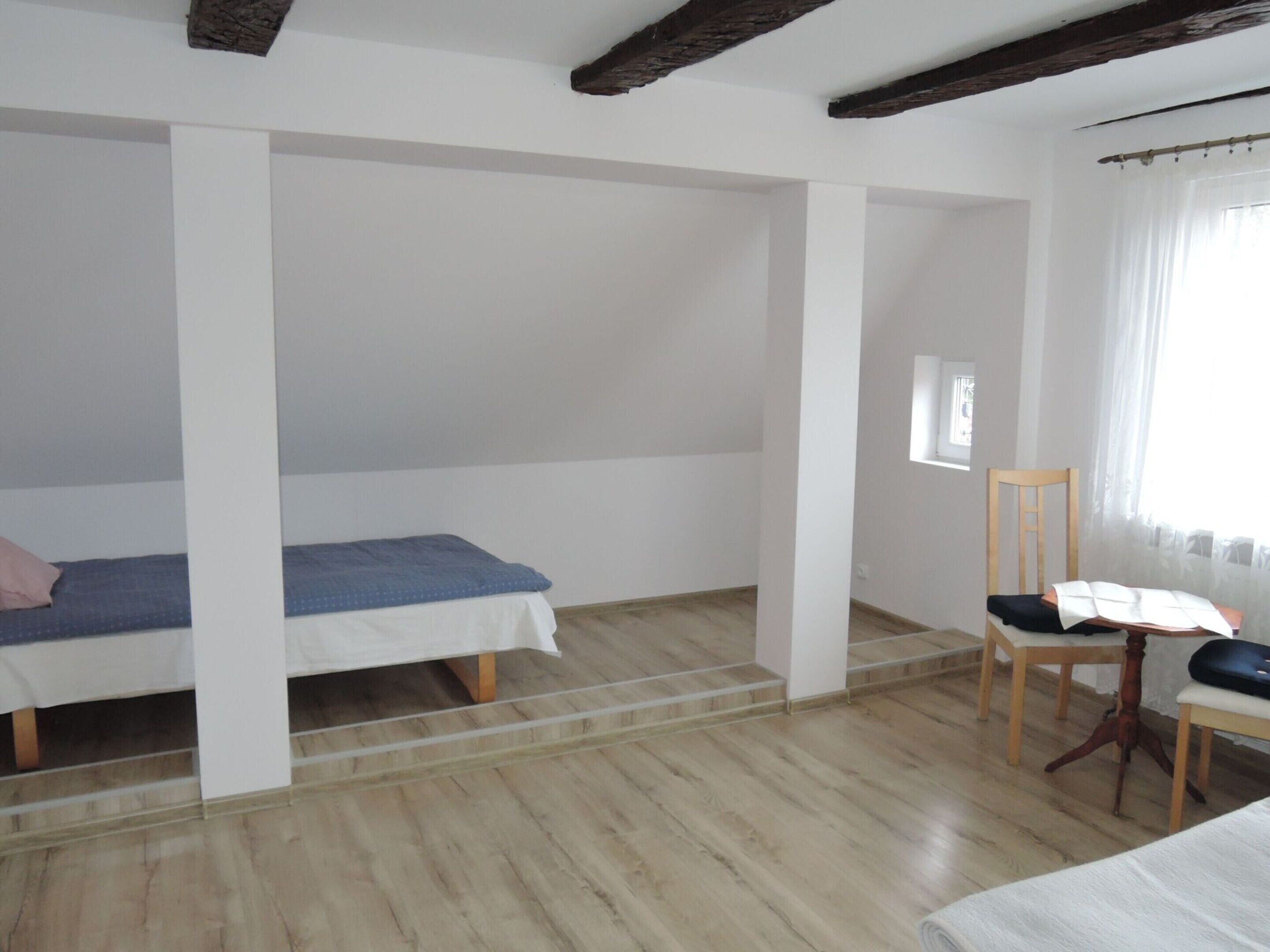 House | 2 bedrooms, individually furnished, bed sheets