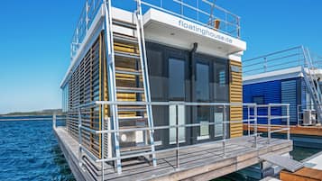 Mobile Home | Bahagian luar