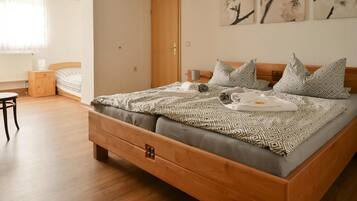 House | 2 bilik tidur, dilengkapkan perabot secara berasingan