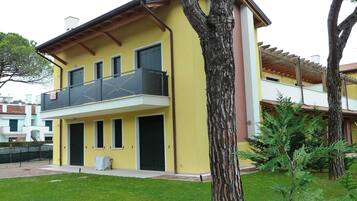 House | Bahagian luar