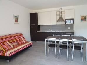 House | Private kitchen | Cookware/dishes/utensils - Villa Faro Vecchio in Cavallino-treporti-formerly TUI Ferienhaus (Cavallino-Treporti)