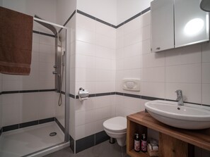 Apartemen | Kamar mandi