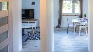 House | Tempat makan