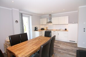 House | Private kitchen | Highchair - Ferienhaus, Trassenheide (Trassenheide)