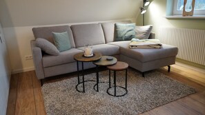 Living room - Ferienwohnung in Wyk-boldixum auf Foehr (Wyk auf Foehr)