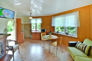 House | Private kitchen | Highchair