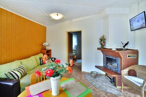 House | Living area - Holiday Home Near Kolobrzeg With Private Pond (gmina Siemyśl)