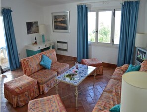 House | Living room - Townhouse With Terrace Within a Holiday Complex, Alvor-formerly TUI Ferienhaus (Portimão)