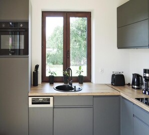 House | Private kitchen | Electric kettle, toaster - Holiday Home in Stepnica for 6 Persons (Stepnica)