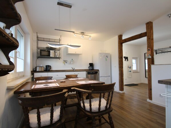 Private kitchen - Charmante Ferienwohnung mit Kamin in Zarchlin (Barkhagen)