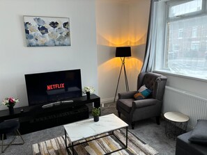 Living area - Blyth Royal Free Parking (Blyth)