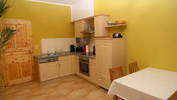 Apartemen | Dapur pribadi | Ketel listrik dan pemanggang roti