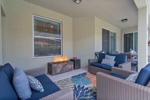 Terrace/patio - 5BR stay w/ private pool & resort access (Davenport)