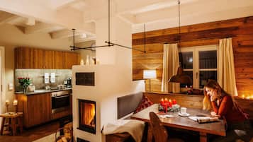House | Private kitchen | Electric kettle, toaster, high chair