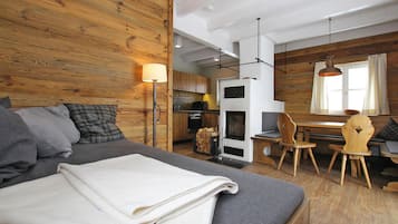 House | 2 bedrooms, individually furnished