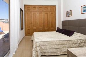 Villa | 6 Schlafzimmer, individuell eingerichtet, Bettwäsche