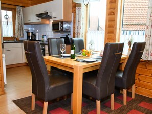 Maison | Cuisine privée | Bouilloire électrique, grille-pain