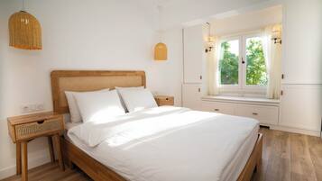 Family Double or Twin Room, Sea View | Egyptian cotton sheets, premium bedding, Select Comfort beds, minibar