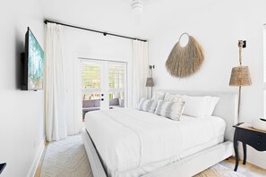 3 bedrooms, iron/ironing board, WiFi, bed sheets - Camp Creek Cottage by Stay on 30a (Seacrest)