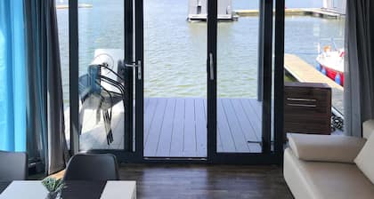 Houseboat in Kamien Pomorski With a Terrace