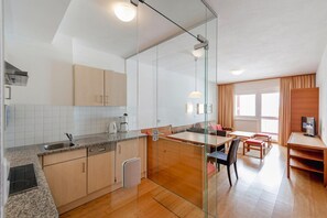 Apartment | Private kitchen - Apartment in Obergurgl With Shared Fitness (Soelden)