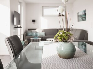 House | Dining - Ferienhaus am Yachthafen in Peenemunde (Peenemünde)