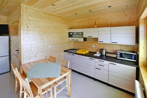 独立别墅 | 私人厨房 | 电热水壶、烤面包机