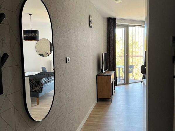 Apartment | 1 bedroom, bed sheets