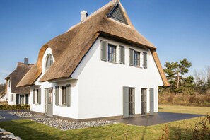 House | Exterior - Luxushaus Bodstedt mit Lagunenschwimmen (Fuhlendorf)