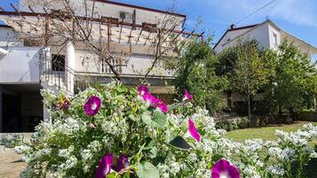 Apartment | Exterior