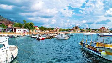 Apartment | Water view